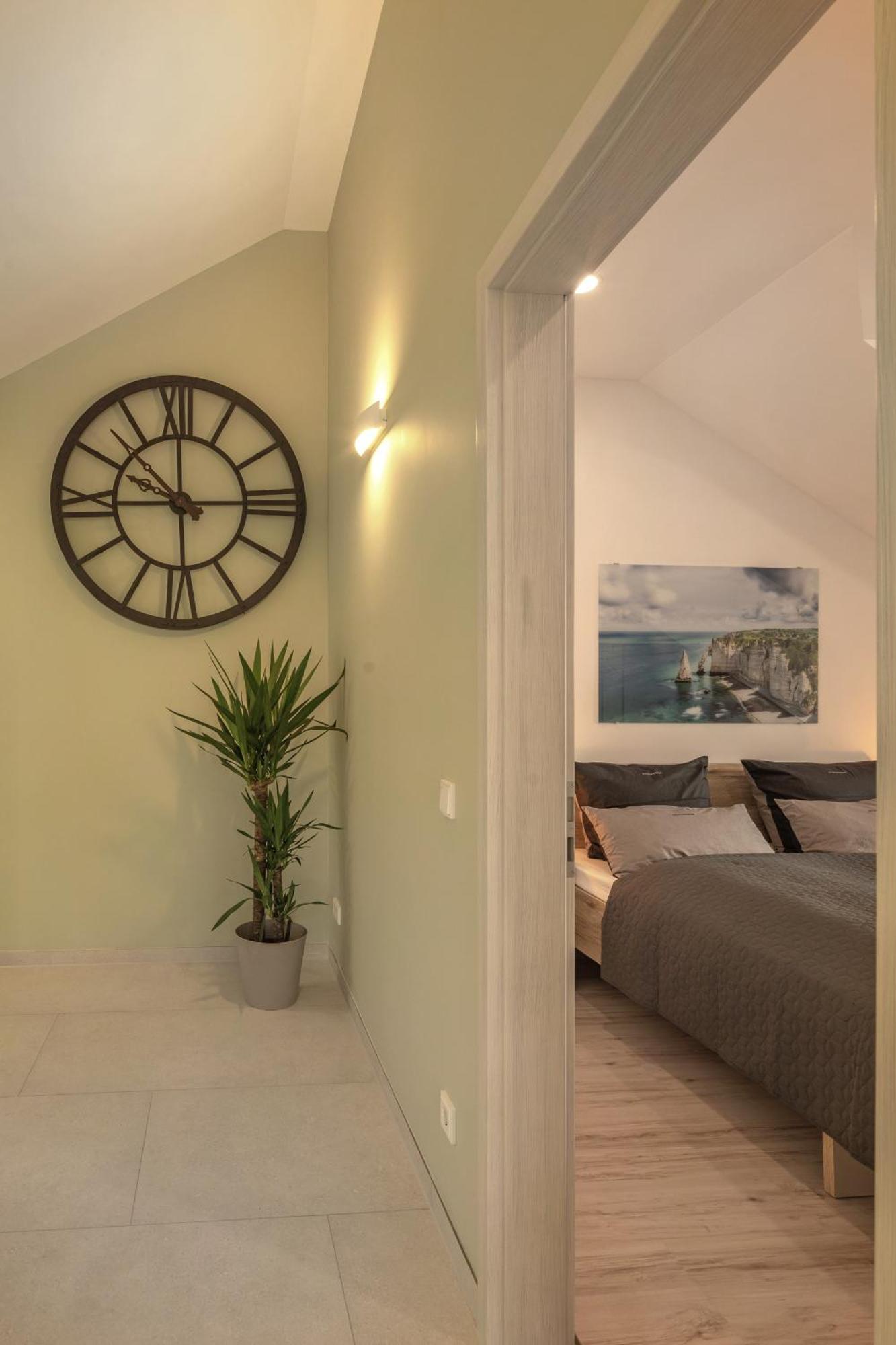 Sweethome - Poing Apartments Ngoại thất bức ảnh