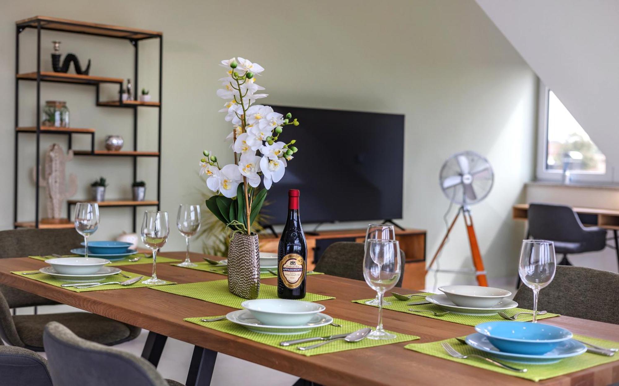 Sweethome - Poing Apartments Ngoại thất bức ảnh